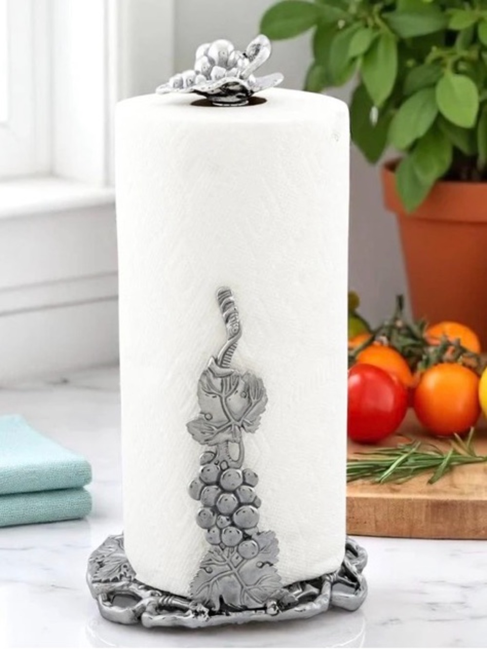 Arthur Court Grape Paper Towel Holder